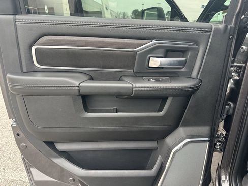 New 2025 RAM 2500 Laramie image 32