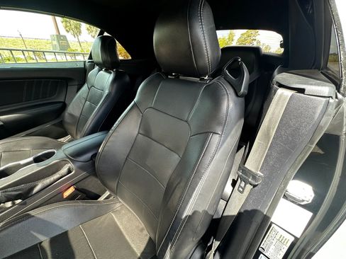 Used 2020 Ford Mustang GT Premium image 26