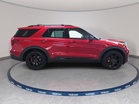Used 2023 Ford Explorer ST w/ Equipment Group 401A image 6