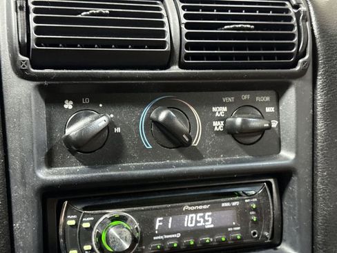 Used 1998 Ford Mustang Cobra image 15