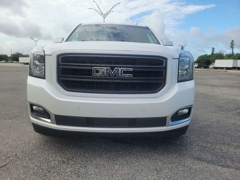 Certified 2019 GMC Yukon SLT w/ Graphite Performance Edition AWD/4WD image 3
