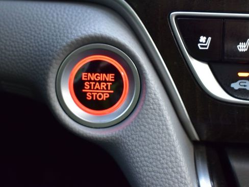 Used 2018 Honda Accord Touring image 27