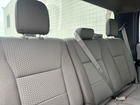 Used 2020 Ford F150 XLT image 25