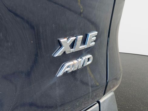 Certified 2025 Toyota RAV4 XLE AWD/4WD image 10