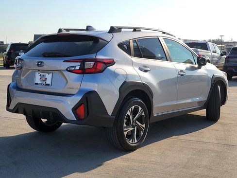 Used 2024 Subaru Crosstrek 2.0i Premium AWD/4WD image 4
