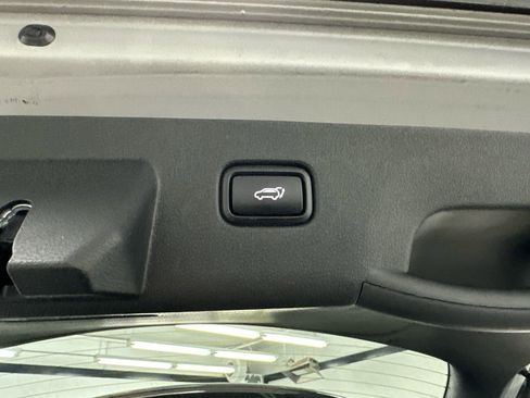 Used 2023 Kia Sportage SX image 21