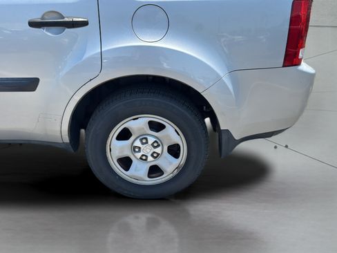Used 2015 Honda Pilot LX image 37