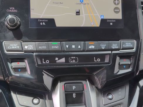 Certified 2024 Honda Odyssey Touring image 19
