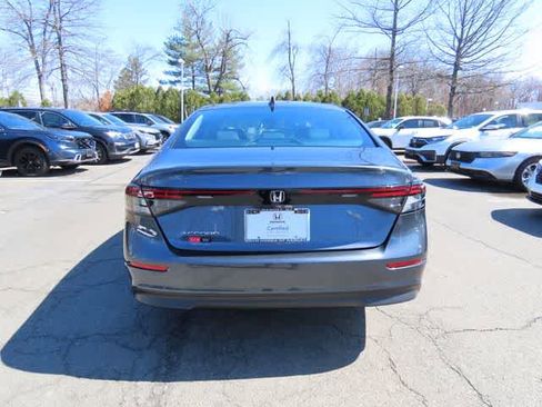Certified 2023 Honda Accord EX image 5