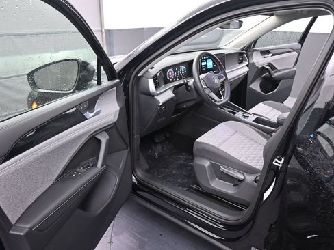 Used 2026 Volkswagen Tiguan S AWD/4WD image 40