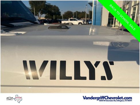 Used 2024 Jeep Gladiator Sport AWD/4WD image 9
