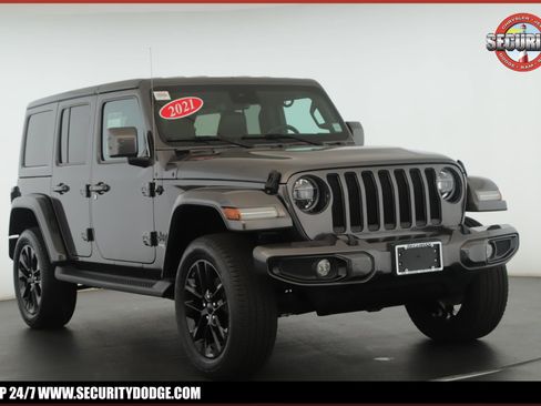 Used 2021 Jeep Wrangler Unlimited Sahara AWD/4WD image 1