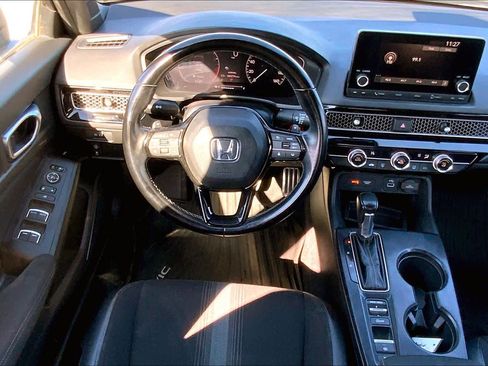 Used 2022 Honda Civic Sport image 5