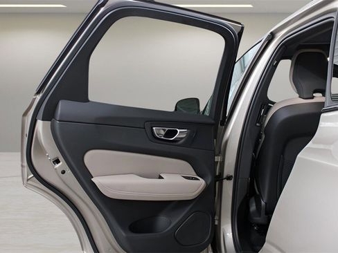 New 2026 Volvo XC60 B5 Core w/ Protection Package Premier image 29