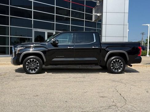 Used 2023 Toyota Tundra Limited AWD/4WD image 6