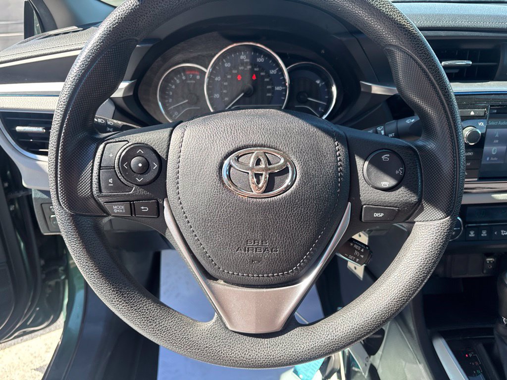 Used 2015 Toyota Corolla LE FWD image 15