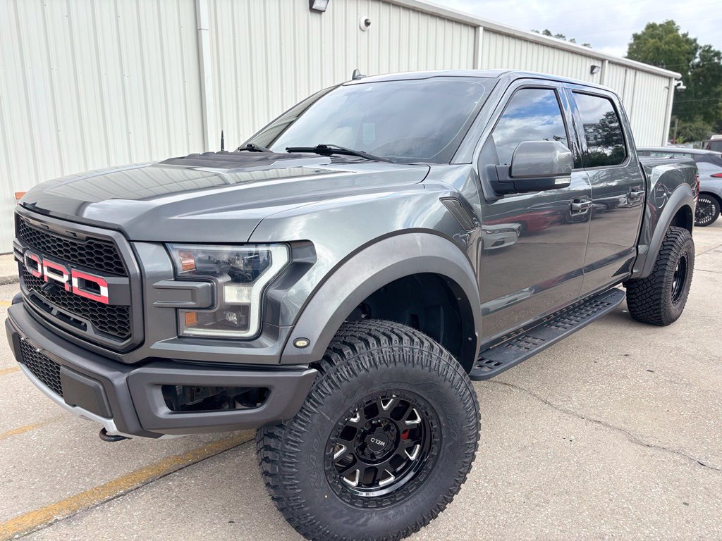 Used 2019 Ford F150 Raptor w/ Equipment Group 802A Luxury AWD/4WD image 1