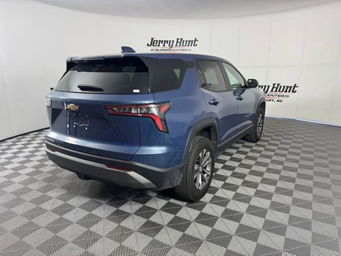 Used 2025 Chevrolet Equinox LT image 8