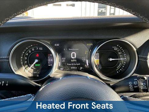 Used 2023 Jeep Wrangler Unlimited Sahara w/ Cold Weather Group image 14