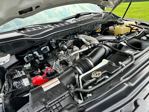 Used 2022 Ford F250 Platinum w/ Tremor Off-Road Package AWD/4WD image 61