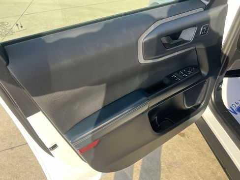 Used 2023 Ford Bronco Sport Outer Banks w/ Tech Package image 13