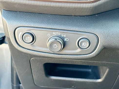 Used 2022 Chevrolet TrailBlazer ACTIV w/ Sun and Liftgate Package FWD image 10