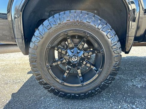 Used 2023 GMC Sierra 2500 Denali w/ Denali Ultimate Package image 21