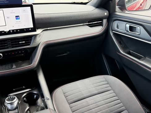 Certified 2025 Ford Explorer ST-Line w/ Premium Package RWD image 20