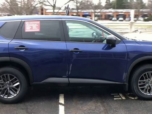 Certified 2023 Nissan Rogue S image 9