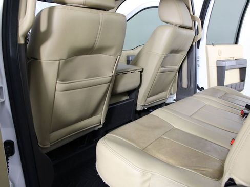 Used 2011 Ford F250 Lariat image 30