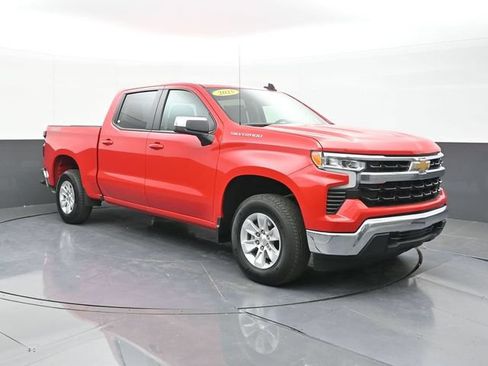 Used 2025 Chevrolet Silverado 1500 LT AWD/4WD image 19