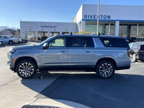 New 2026 Chevrolet Suburban High Country w/ Sun And Tow Package image 26