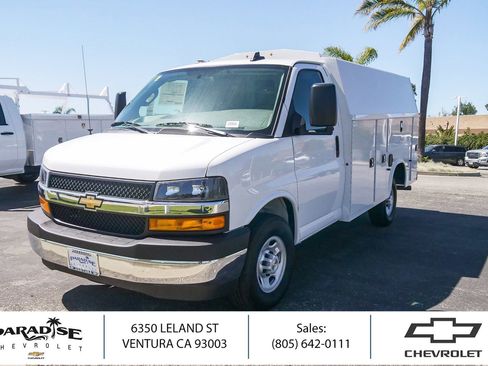 New 2026 Chevrolet Express 3500 w/ Power Convenience Package RWD image 1