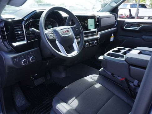 New 2026 GMC Sierra 1500 Elevation image 17