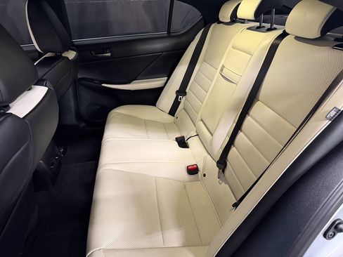 Used 2022 Lexus IS 350 F Sport image 13