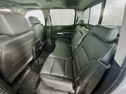 Used 2018 Chevrolet Silverado 1500 LTZ Z71 w/ LTZ Plus Package AWD/4WD image 31