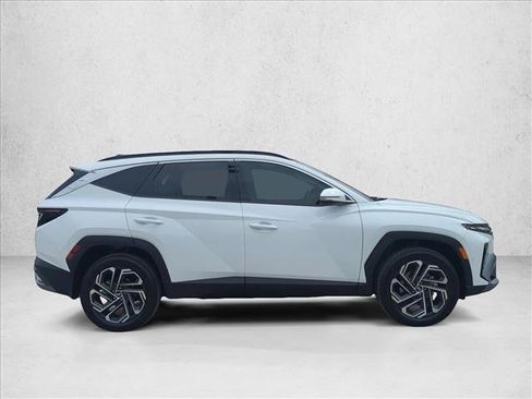 Used 2026 Hyundai Tucson Limited AWD/4WD image 4