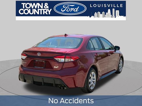 Used 2024 Toyota Corolla SE FWD image 3