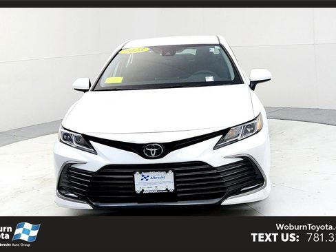 Certified 2023 Toyota Camry LE image 1