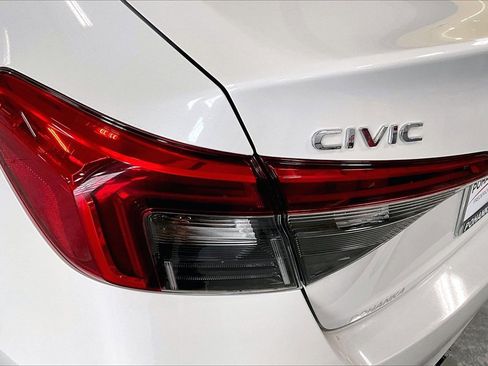 Used 2024 Honda Civic Sport image 28