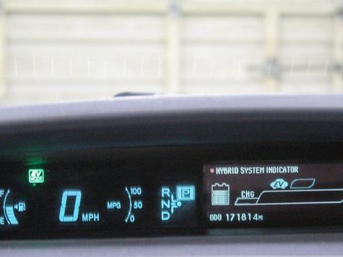 Used 2015 Toyota Prius Two image 10