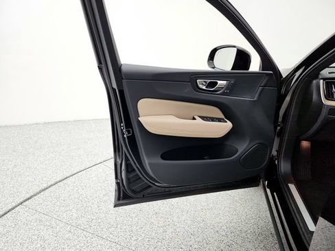 New 2026 Volvo XC60 T8 Plus w/ Protection Package Premier AWD/4WD image 23