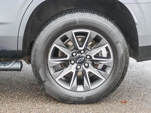 Used 2021 Chevrolet Tahoe Z71 image 17