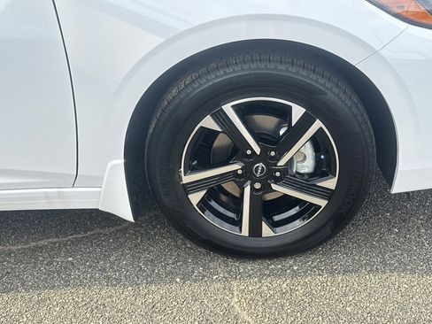 New 2025 Nissan Sentra SV image 12