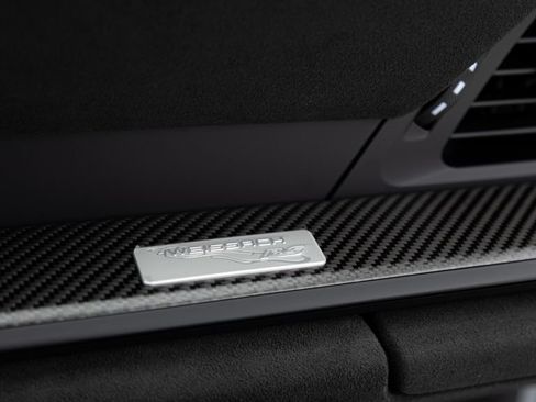 Certified 2025 Porsche 911 GT3 RS RWD image 19