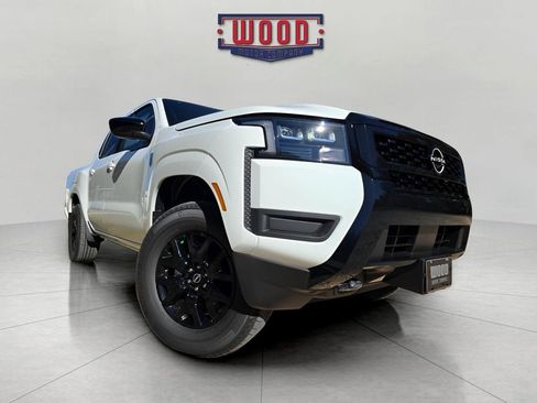 New 2026 Nissan Frontier SV w/ Tow Package AWD/4WD image 4