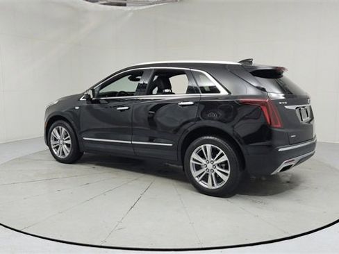 Certified 2024 Cadillac XT5 Premium Luxury w/ LPO, Floor Liner Package image 3
