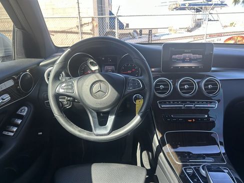 Used 2016 Mercedes-Benz GLC 300 4MATIC w/ Premium Package image 13