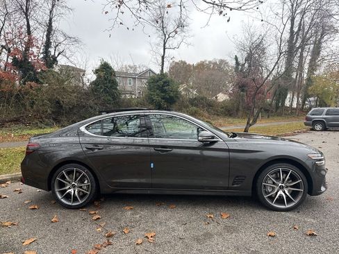 New 2026 Genesis G70 2.5T Prestige image 10