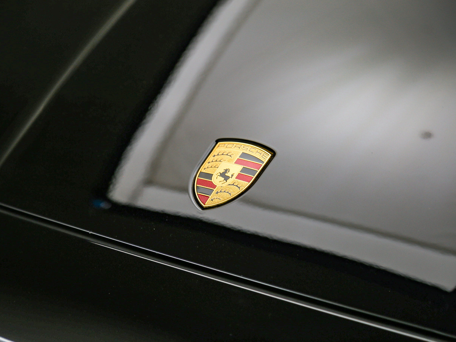 Certified 2024 Porsche Cayenne Coupe AWD/4WD image 12